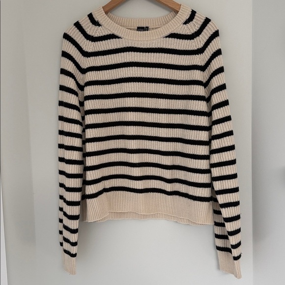 Simons Icone Black and Cream Knit Striped Sweater - Picture 2 of 7